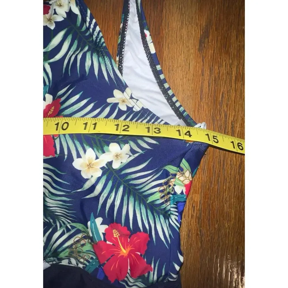 Cupshe Tropical Floral One-Piece Cutout Swimsuit NWT Medium‎